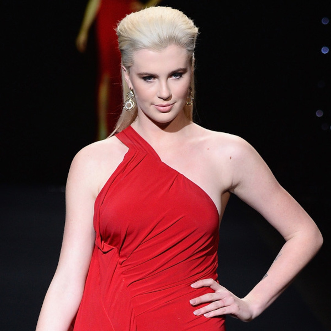 Ireland Baldwin : Ireland Baldwin Posing in a Sexy Swimsuit - 138 Water